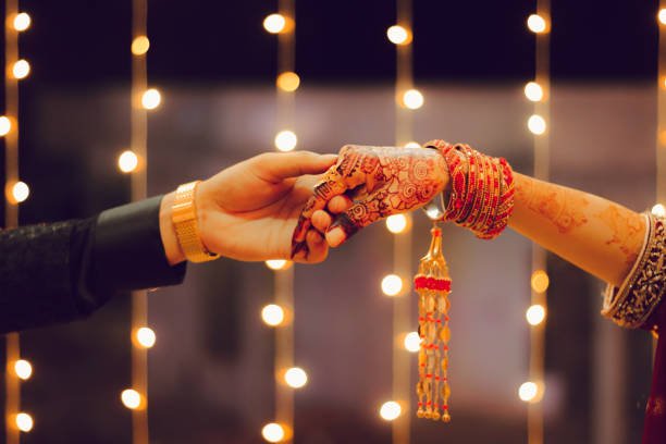 Dhaka vs Chittagong: Where to Settle After Marriage?